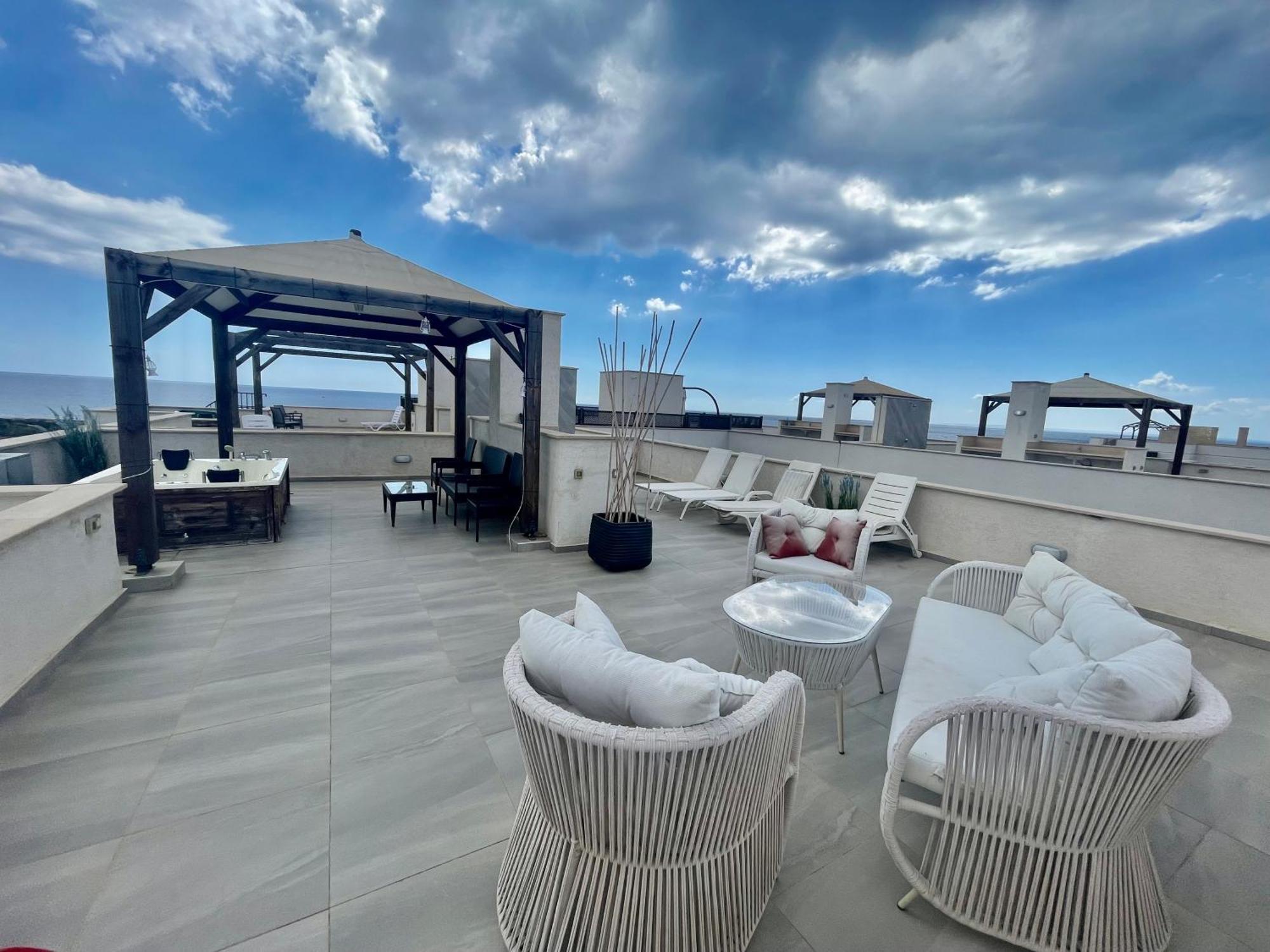 Relaxing Penthouse Suites By The Sea Vokolidha Eksteriør billede